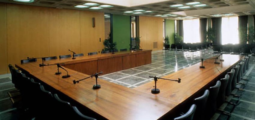 Κυκλοφοριακές αλλαγές, τέννις Χολαργού, θερινό σινεμά και άλλα στο Δημοτικό Συμβούλιο