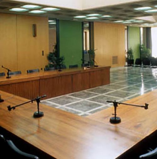 Κυκλοφοριακές αλλαγές, τέννις Χολαργού, θερινό σινεμά και άλλα στο Δημοτικό Συμβούλιο