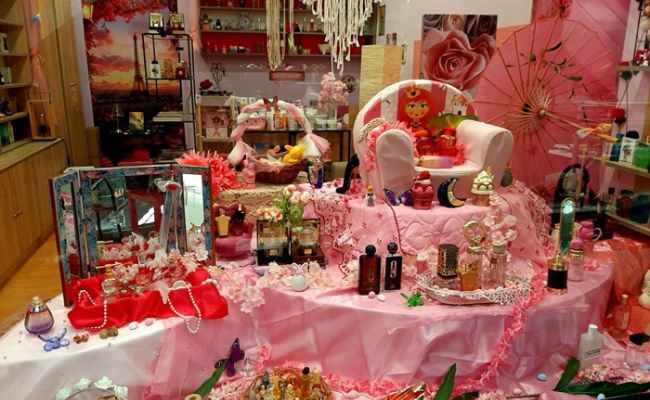 Arabian Elixir στον Χολαργό: Πασχαλινές συλλογές με μοναδικά αρώματα και σαγηνευτικές κρέμες σώματος